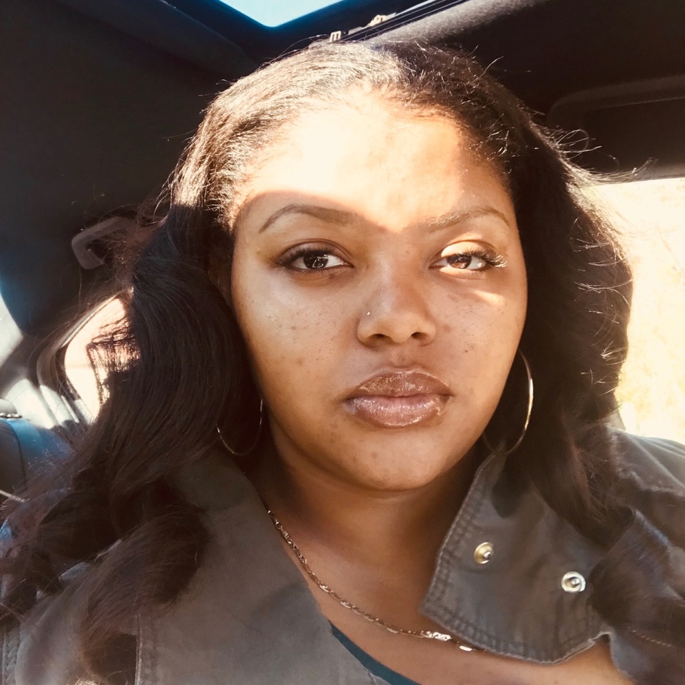 Meet your Posher, Kierra